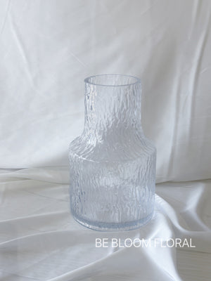 Vase C23