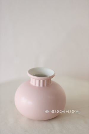 Vase C8