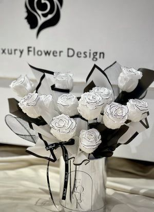 “CoCo” Preserved Rose Bucket